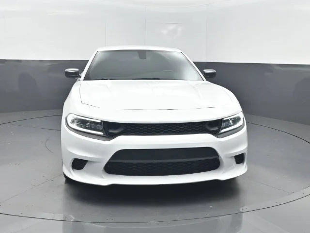 Used 2021 White Dodge SXT image 29