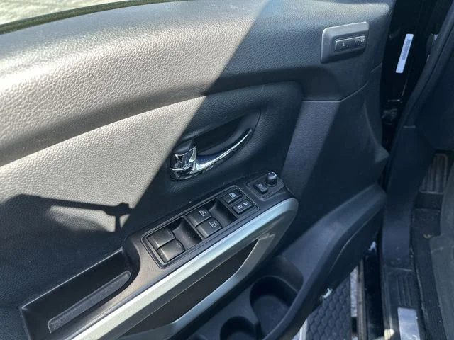 Used 2020 Black Nissan SL image 17