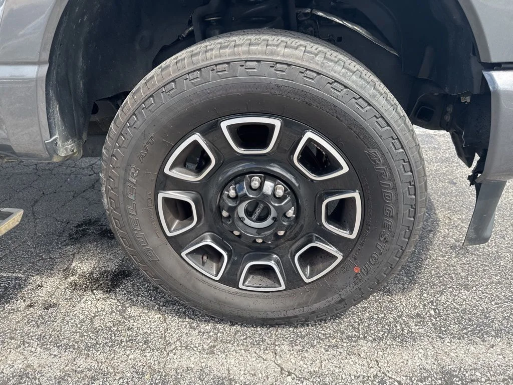 Used 2025 Gray Ford Platinum image 46