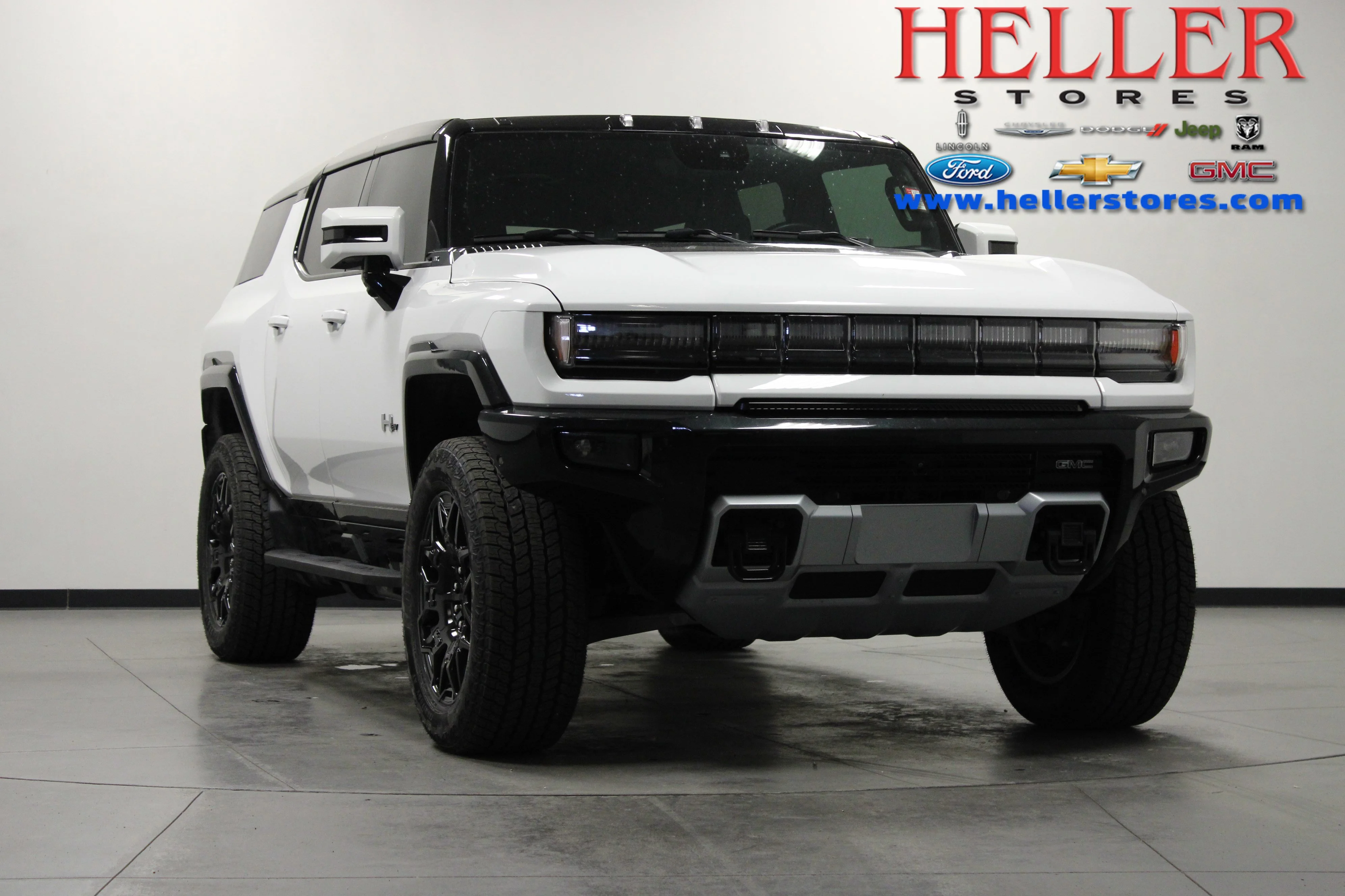 2025 GMC Hummer EV 3X SUV's photo