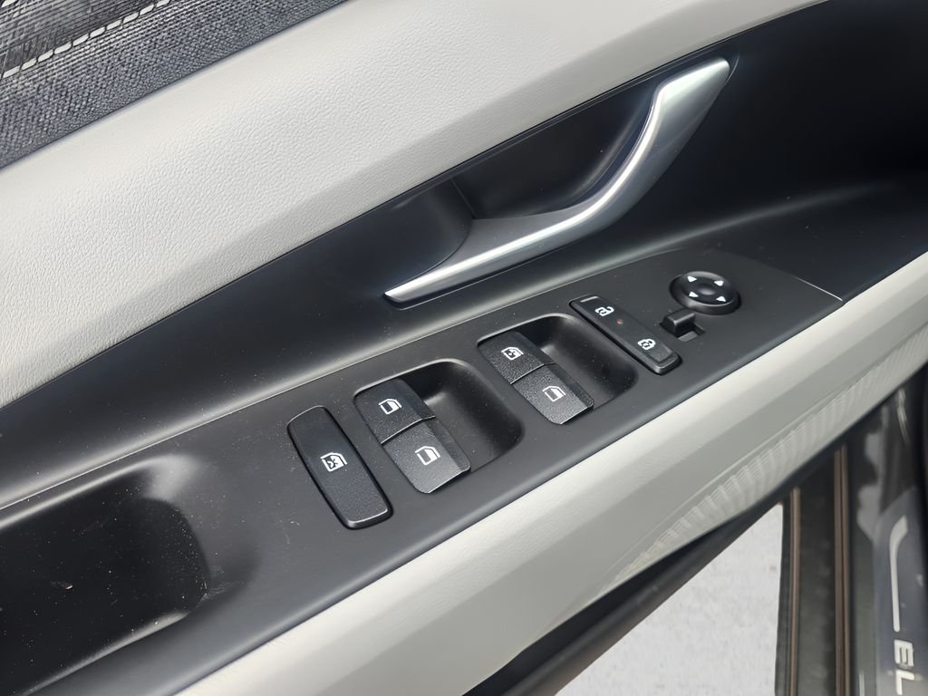 New 2026 Ecotronic Gray Hyundai Limited image 18