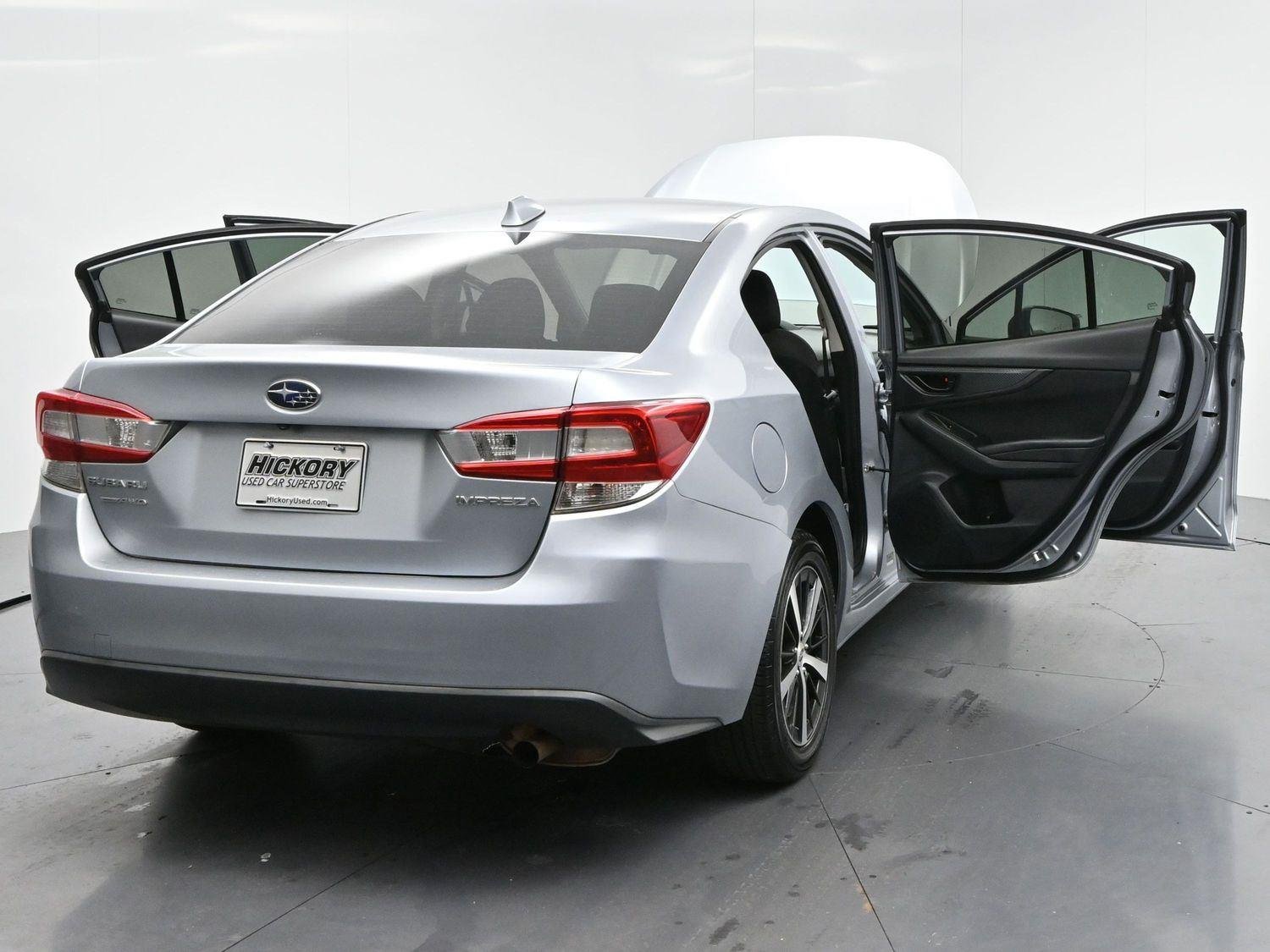 Used 2019 Ice Silver Metallic Subaru Premium image 37