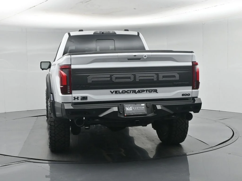New 2026 Oxford White Ford Raptor image 32