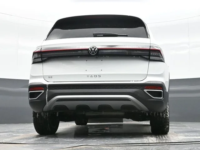 2025 Volkswagen Taos SE - Photo 18