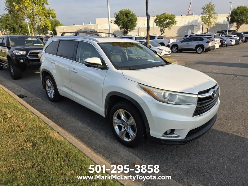 Used 2015 Blizzard Pearl TOYOTA LIMITED image 3