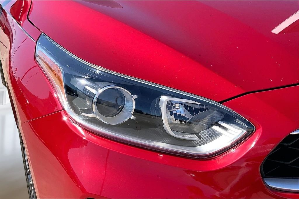 Used 2020 Currant Red Kia LXS image 27