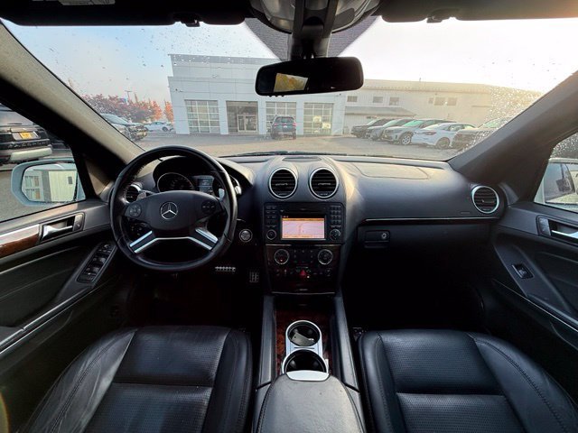 Used 2010 Arctic White Mercedes-Benz ML 63 AMG® image 10