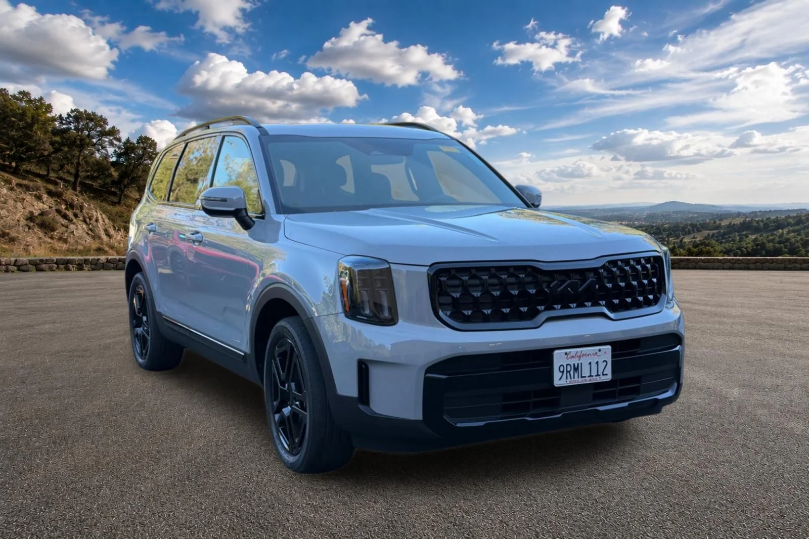 Used 2025 Wolf Gray Kia EX X-Line image 2