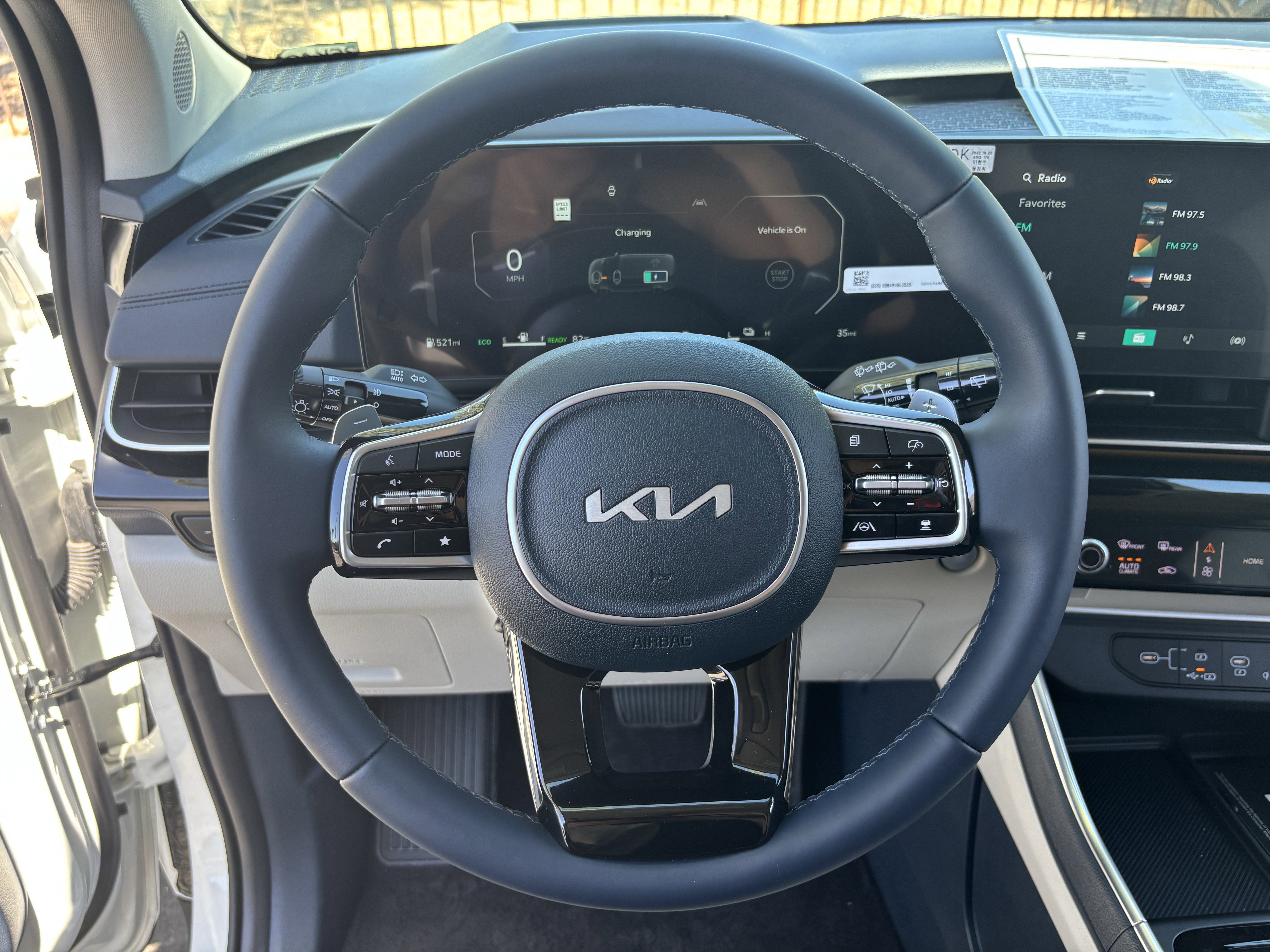 New 2026 Snow White Pearl Kia SX Prestige image 25