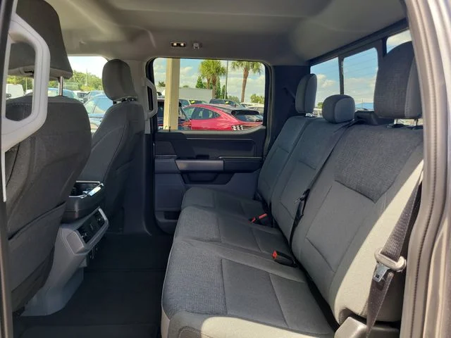 Used 2024 Gray Ford XLT image 13