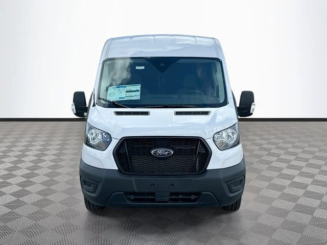 New 2025 Oxford White Ford Base image 2