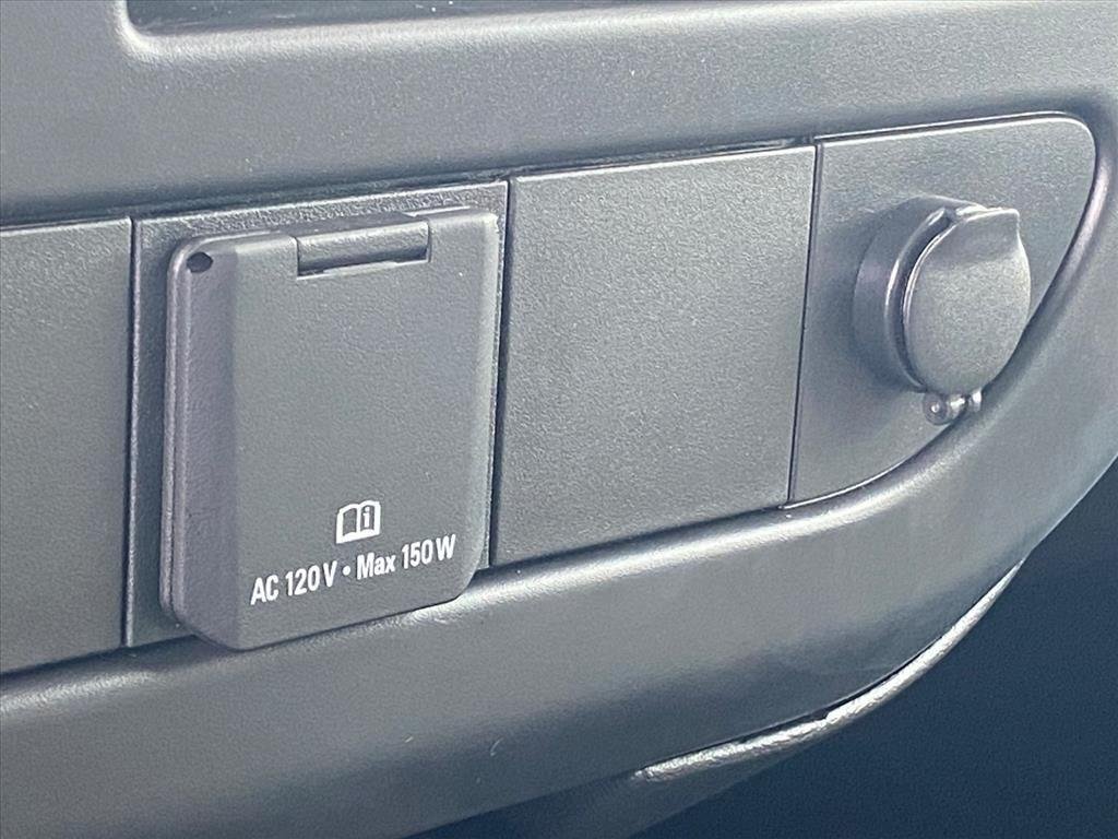 2025 Chevrolet Express Cargo Work Van - Photo 16
