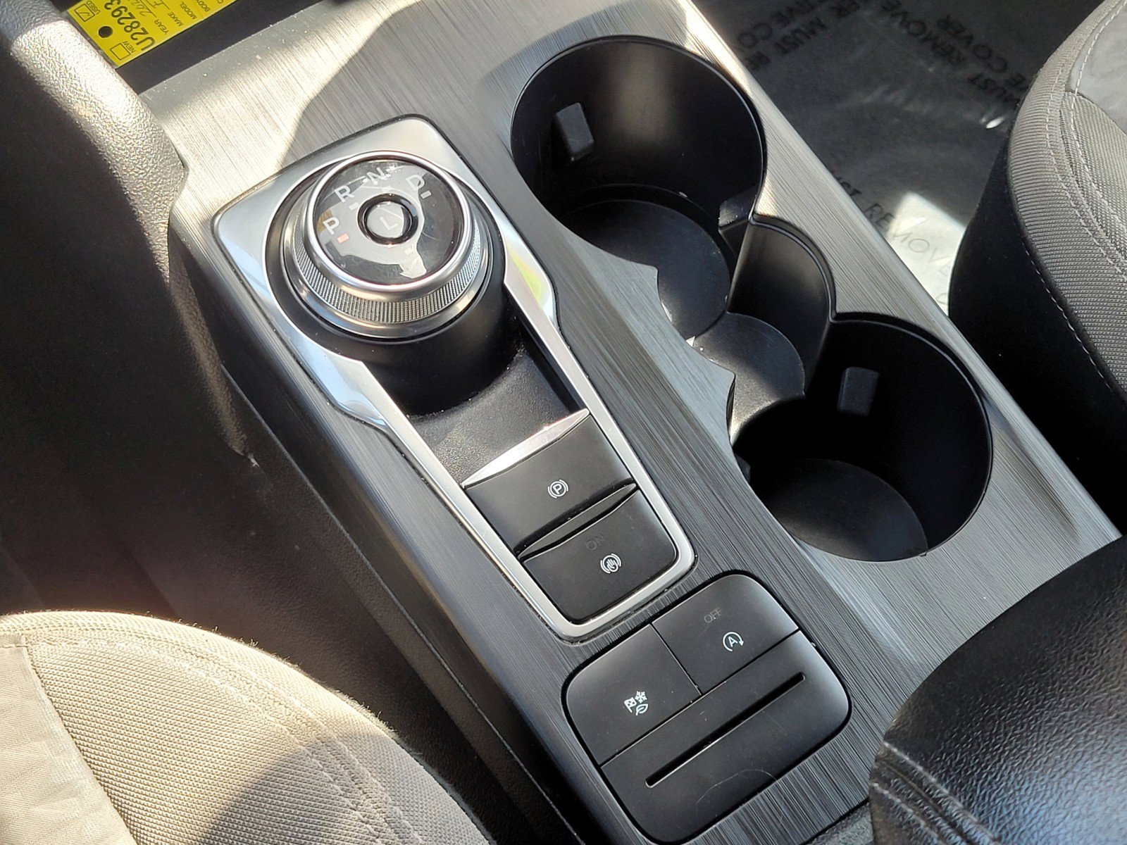 Used 2022 Silver Ford SE image 21