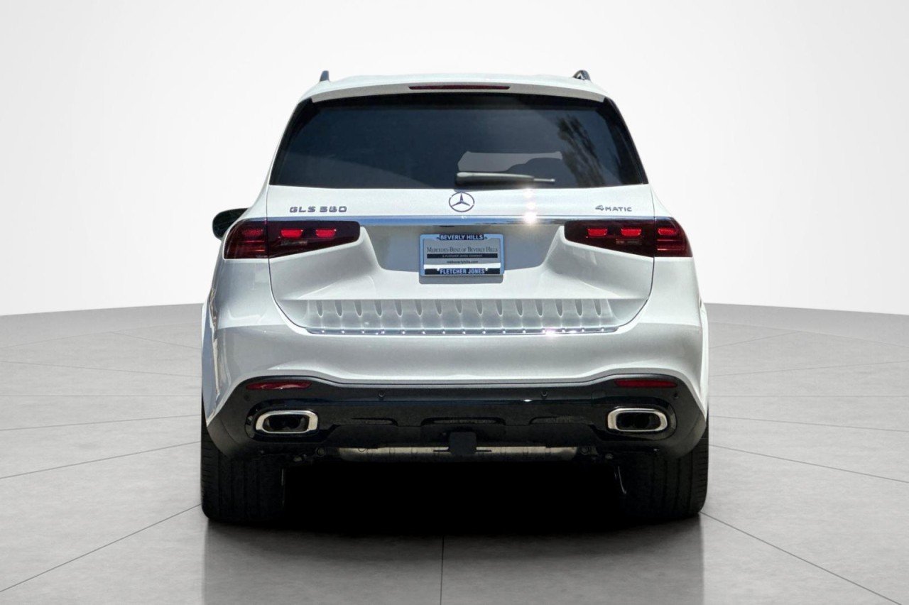 New 2026 MANUFAKTUR Moonlight White Metallic Mercedes-Benz GLS 580 4MATIC® SUV image 4