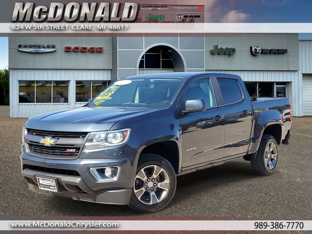Used 2019 Gray Chevrolet Z71 image 1