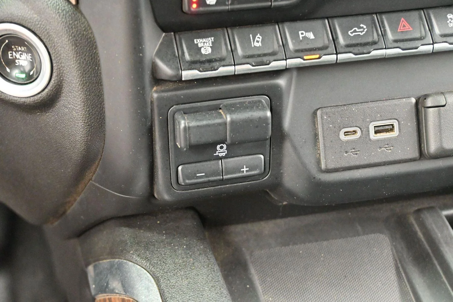 Used 2021 Cherry Red Tintcoat Chevrolet High Country image 24