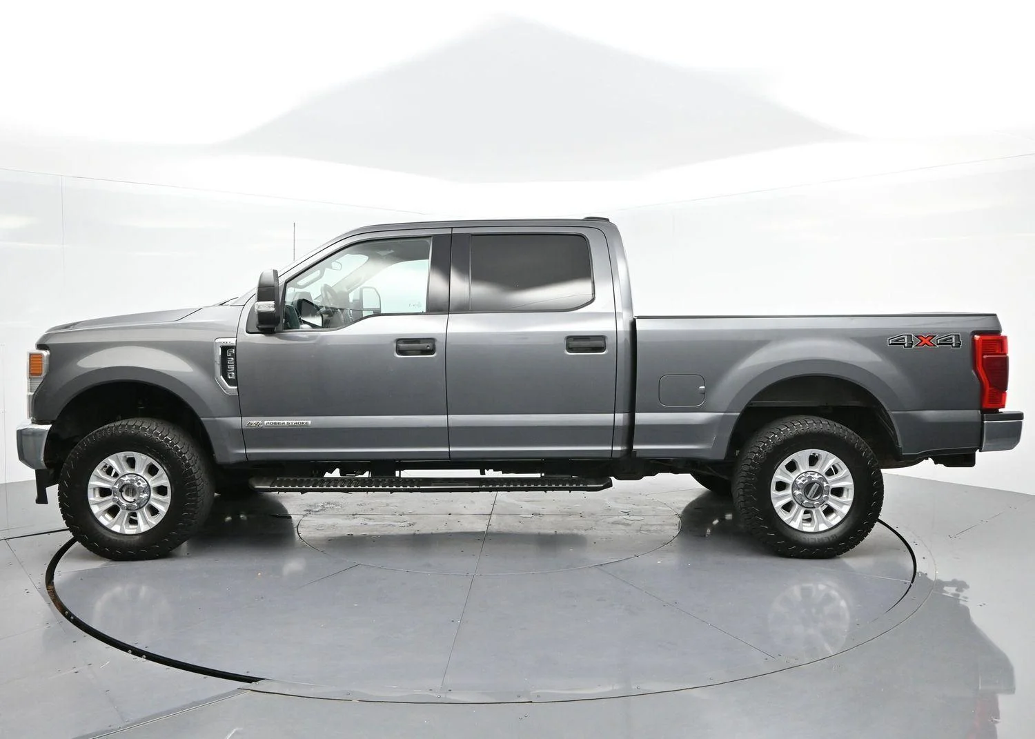 Used 2022 Carbonized Gray Ford XLT image 4