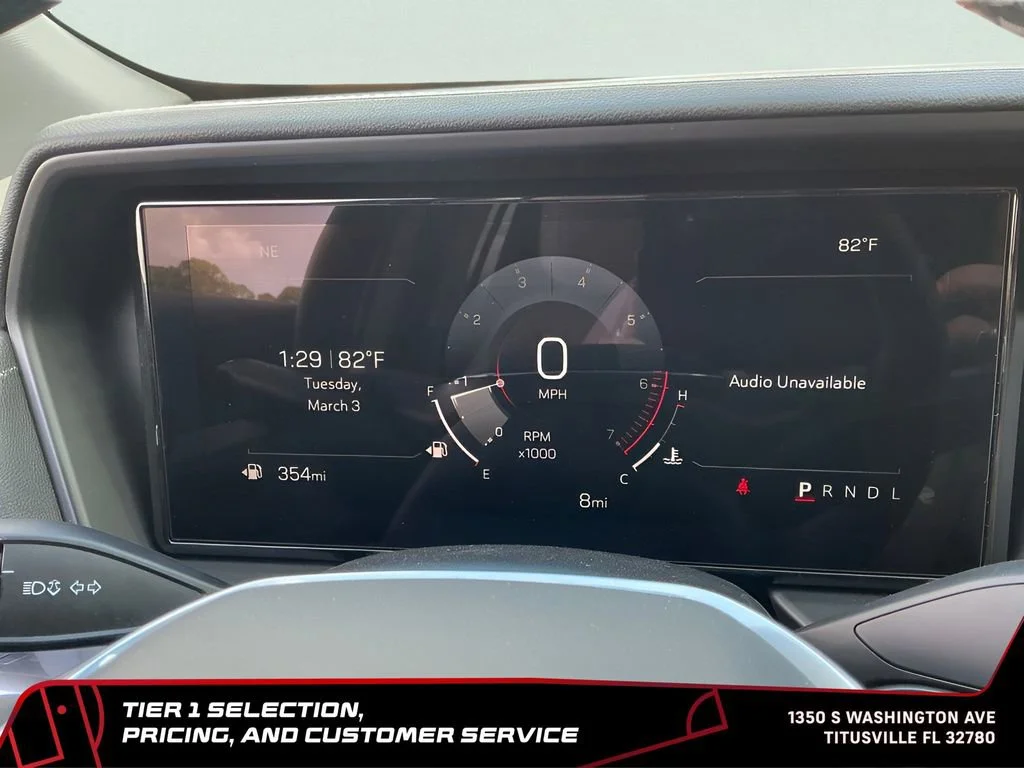 New 2026 Sterling Metallic GMC Elevation image 31