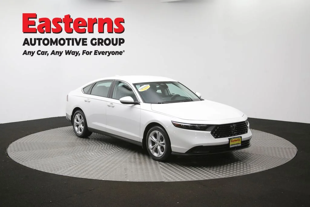 Used 2023 White Honda LX image 49