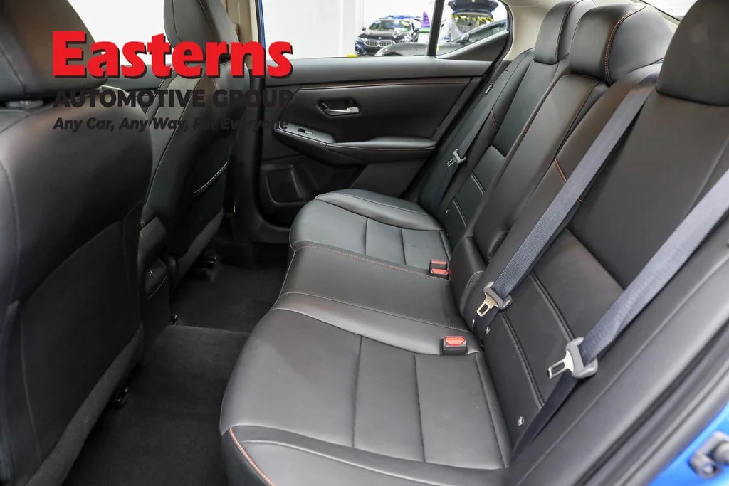Used 2023 Blue Nissan SR image 21