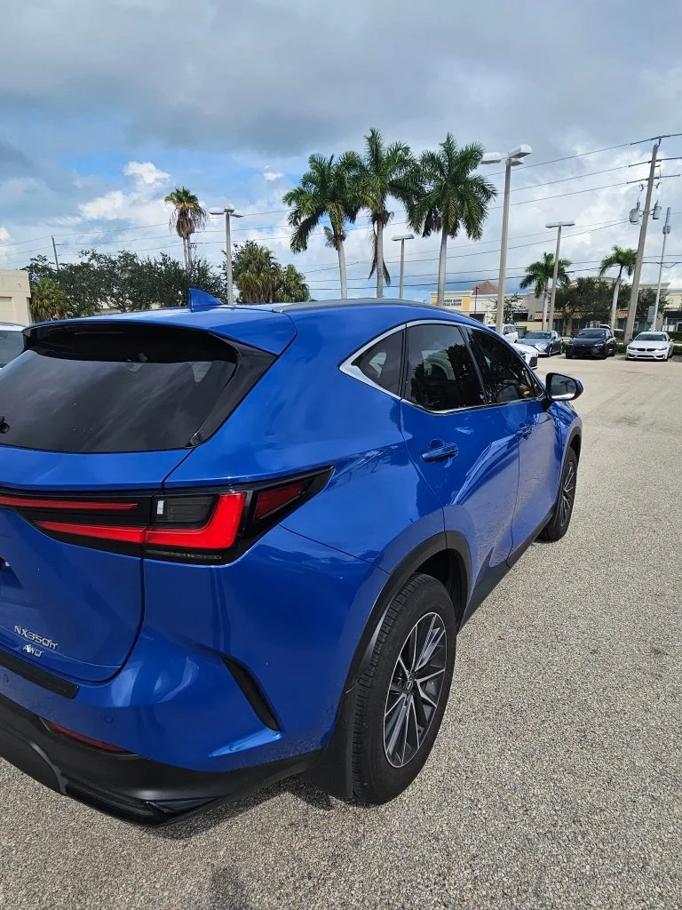 Used 2025  Lexus 350h Luxury image 17
