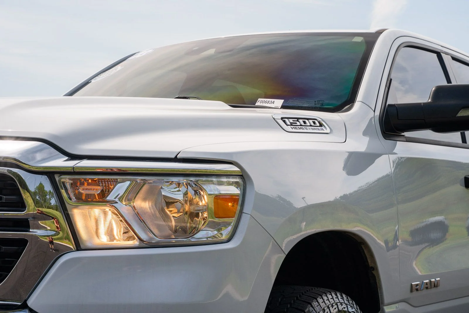 Used 2023 White Ram Big Horn/Lone Star image 3