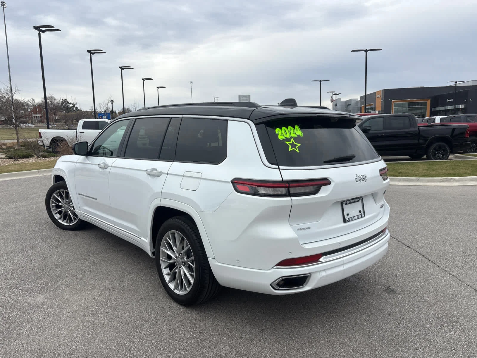 Used 2024 Bright White Clearcoat Jeep Summit image 7