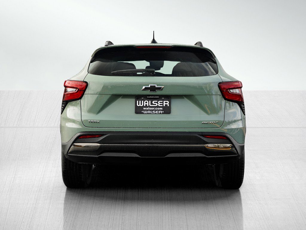 New 2026 Cacti Green Chevrolet ACTIV image 4