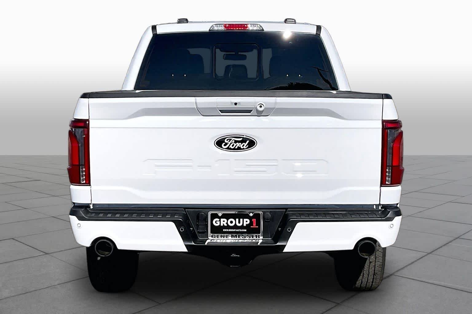 New 2026 Oxford White Ford LARIAT image 4