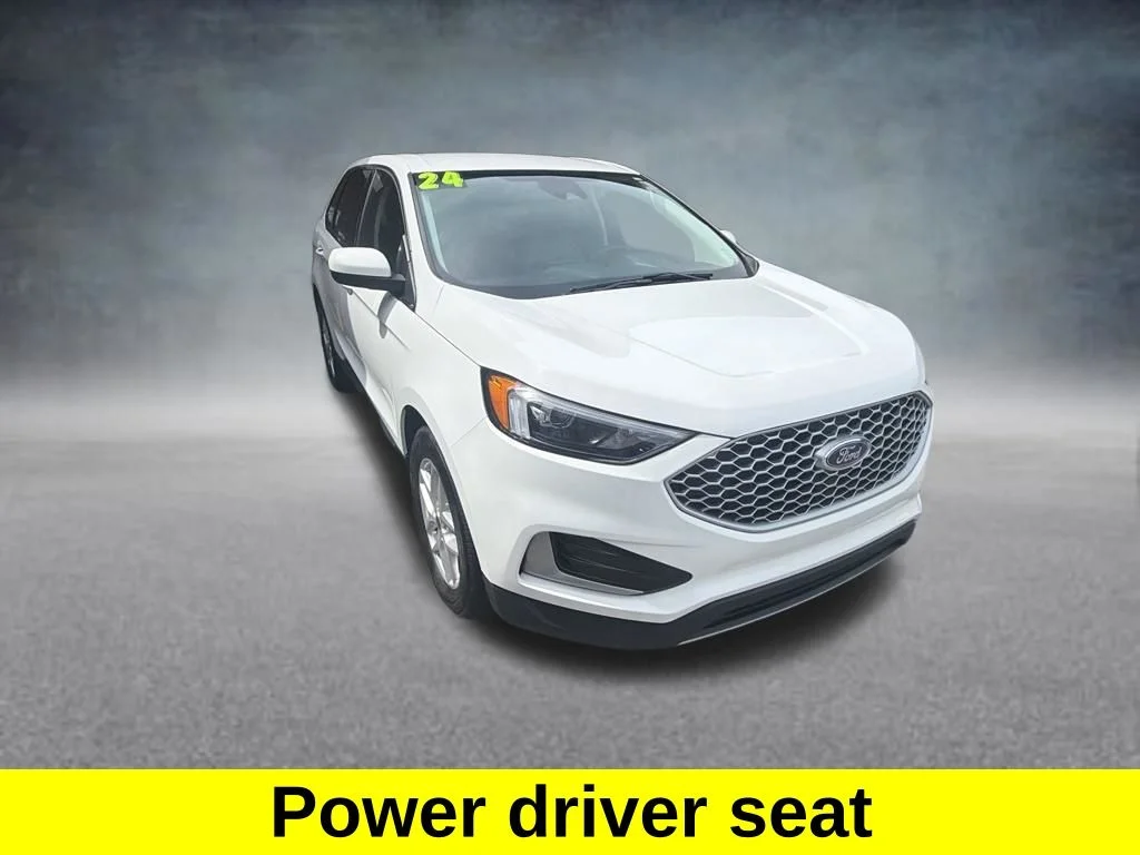 Used 2024 White Ford SEL image 8