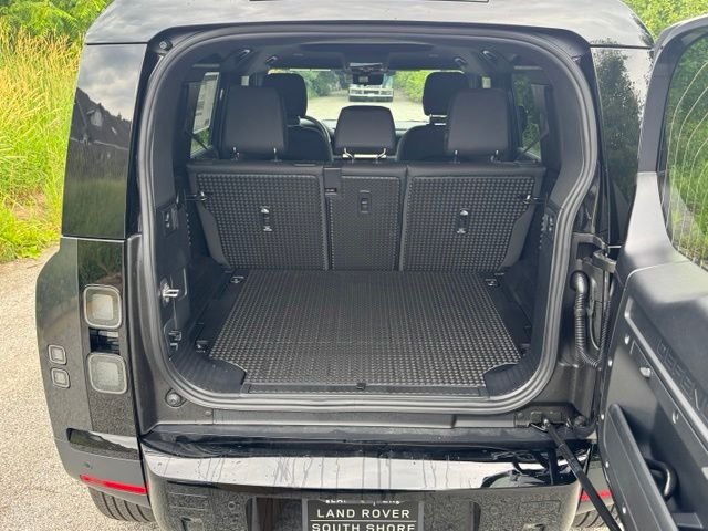 New 2026 Carpathian Grey Land Rover S image 14