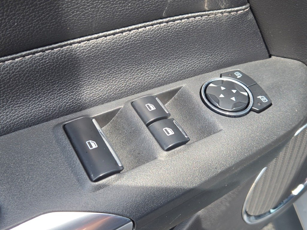 Used 2023  Ford EcoBoost Premium image 24