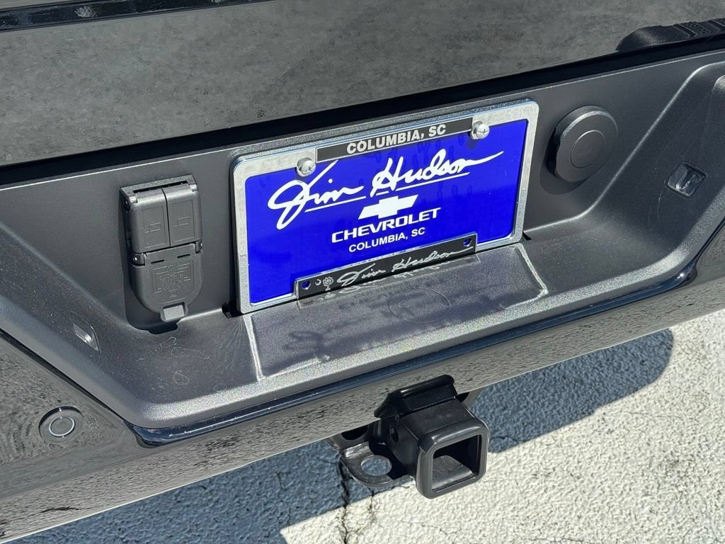 Used 2025 Black Chevrolet High Country image 16