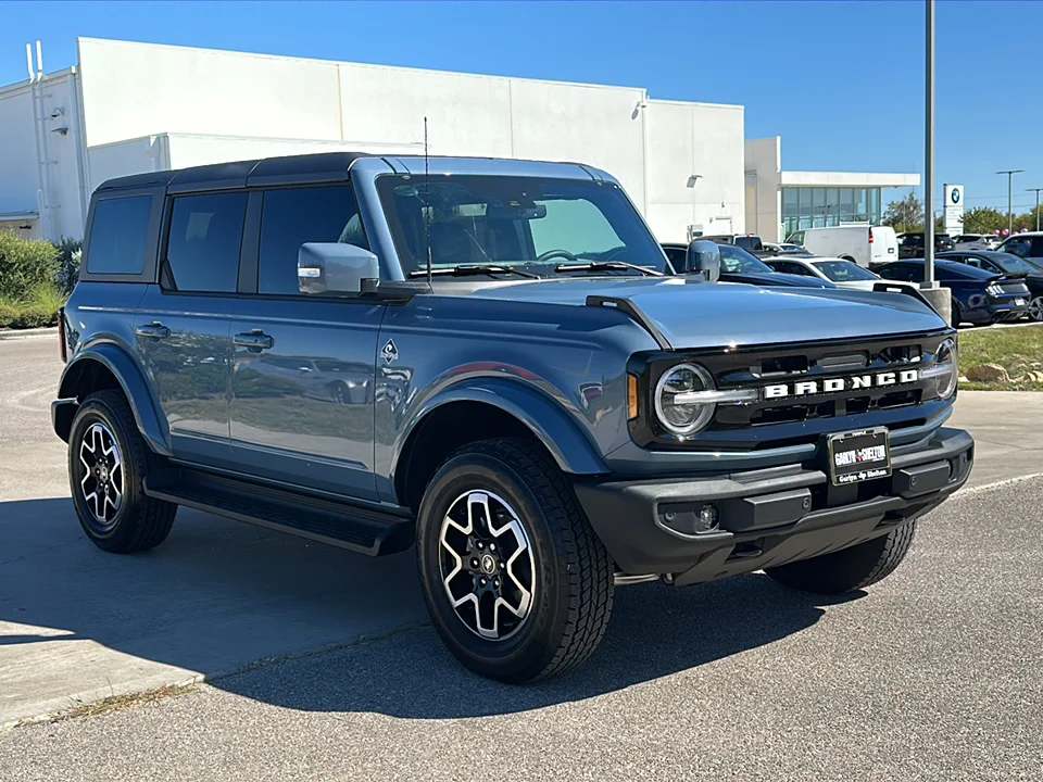 2025 Ford Bronco 4-Door Outer Banks - Photo 10
