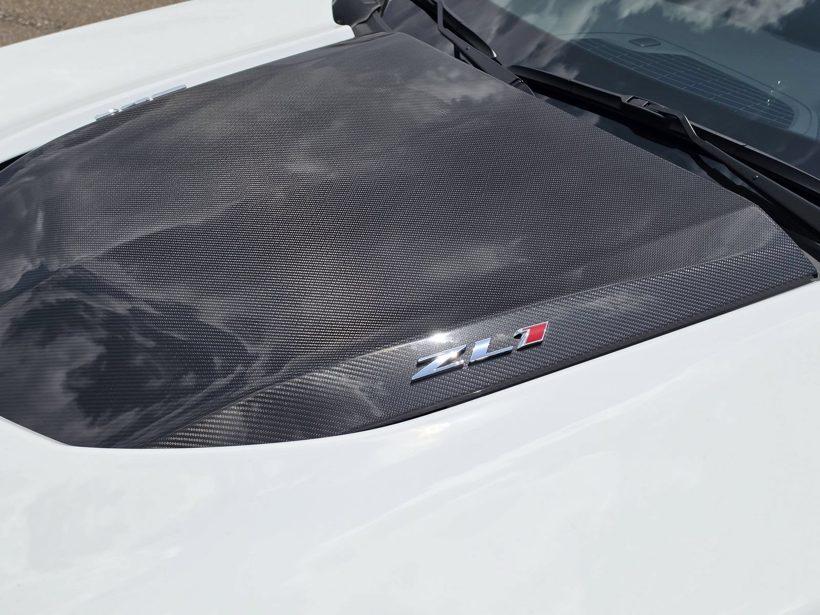 Used 2023 SUMMIT WHITE Chevrolet ZL1 image 31