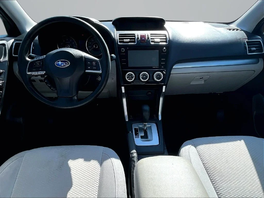 Used 2016 Blue Subaru 2.5i Premium image 15