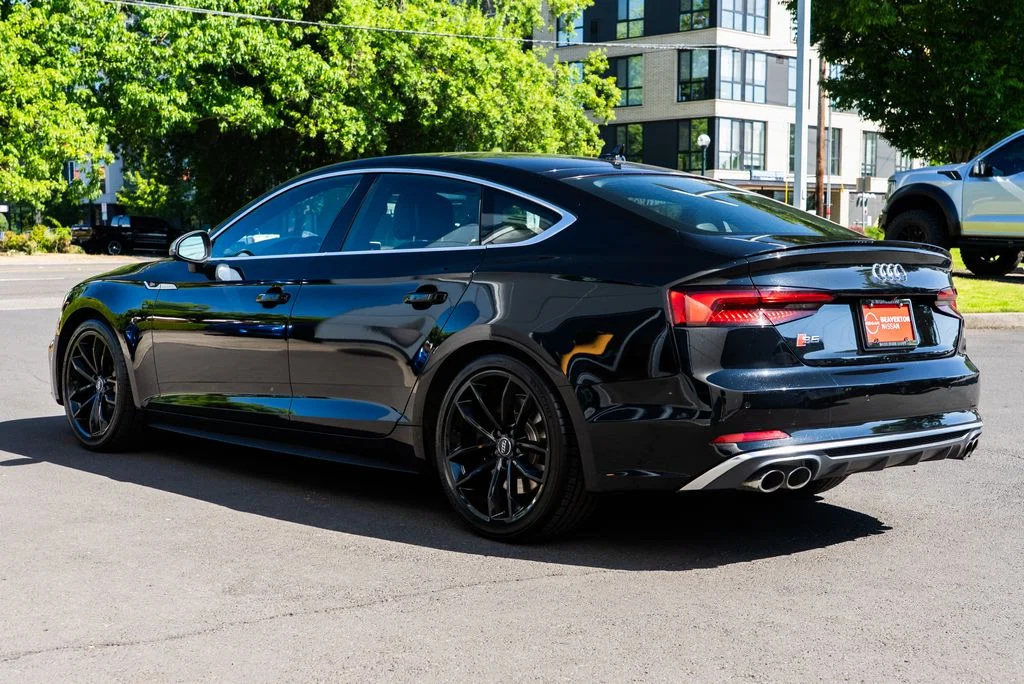 Used 2018 Black Audi 3.0T Prestige image 4