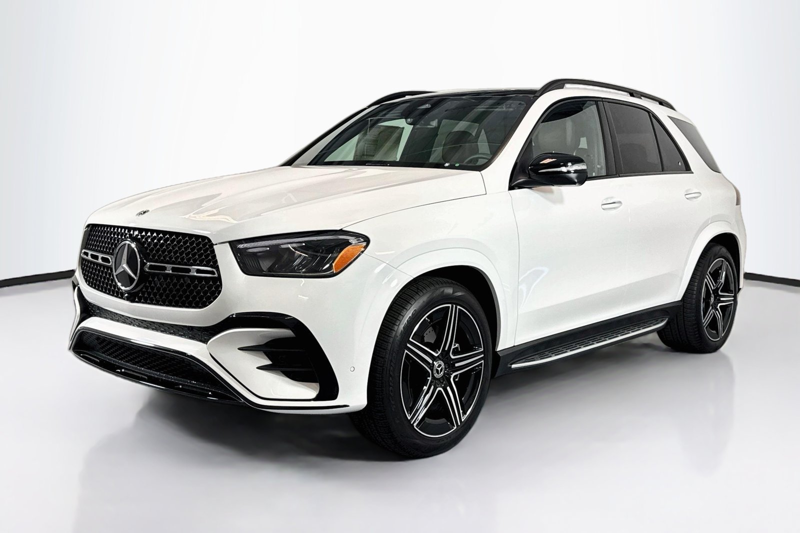 New 2026 Polar White Mercedes-Benz GLE 450 image 1
