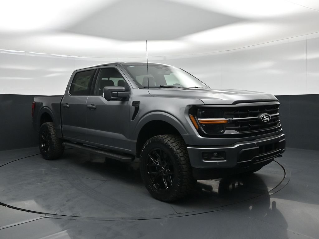 New 2026 Carbonized Gray Metallic Ford XLT image 50