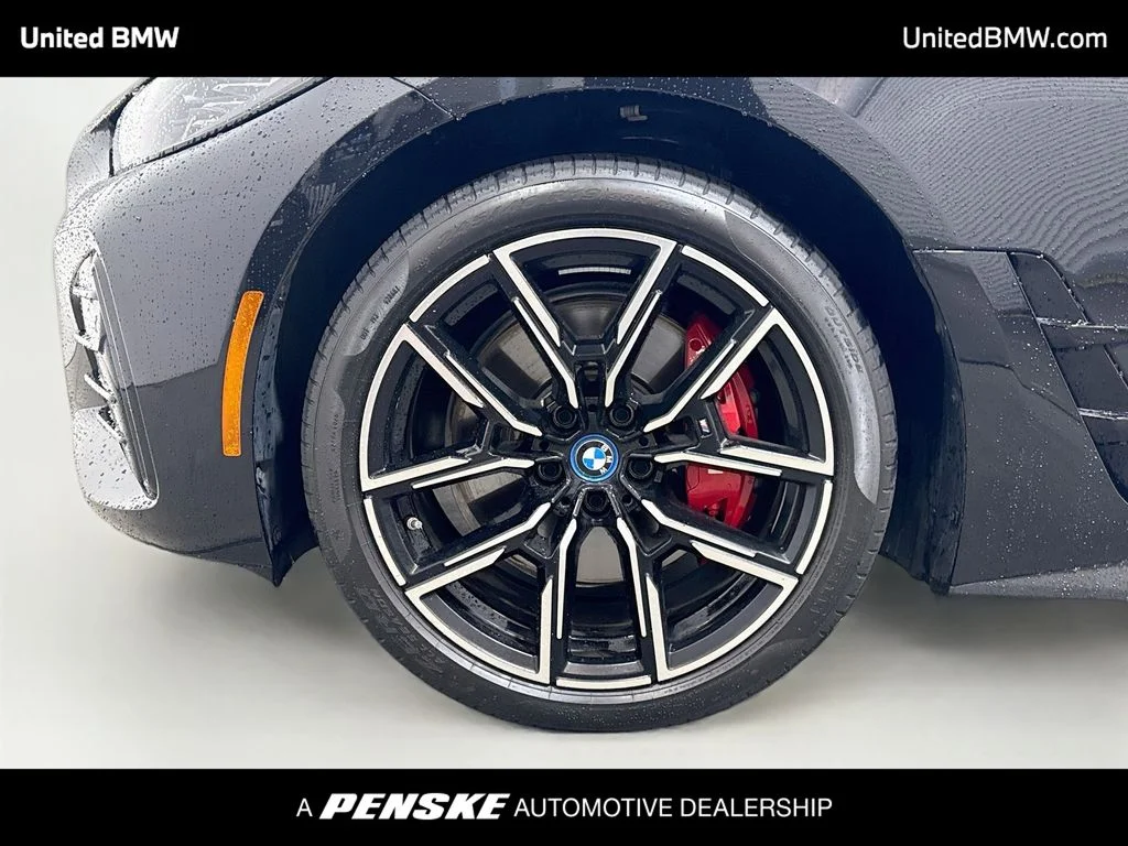 Used 2024 Black Sapphire Metallic BMW eDrive35 image 9