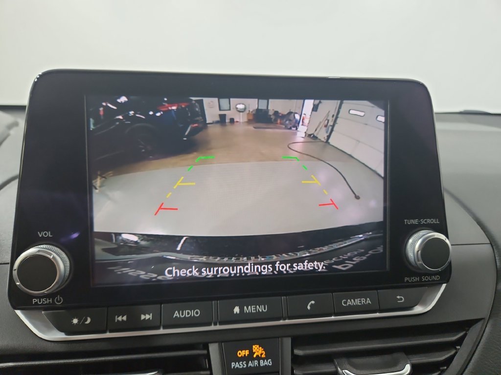 Used 2025 Black Nissan 2.5 S image 21