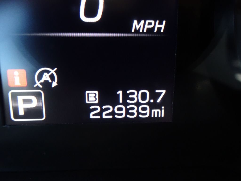 Used 2024 White Subaru 2.5i image 21