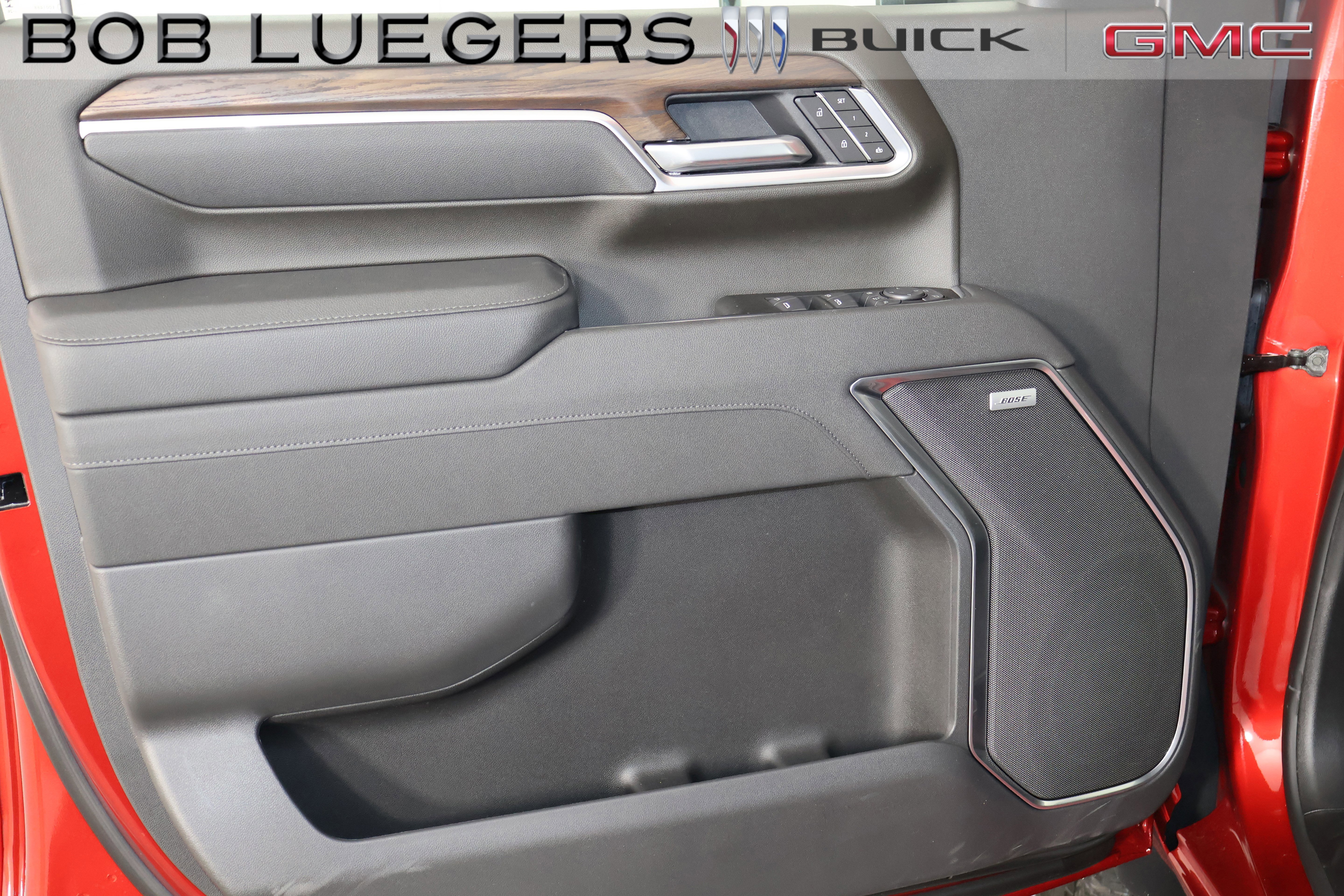 2026 GMC Sierra 2500HD SLT - Photo 8