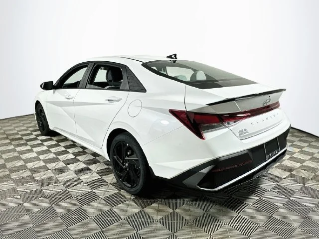New 2026 White Hyundai SEL Sport image 5
