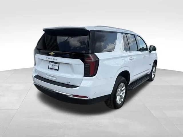Used 2025 White Chevrolet LT image 2