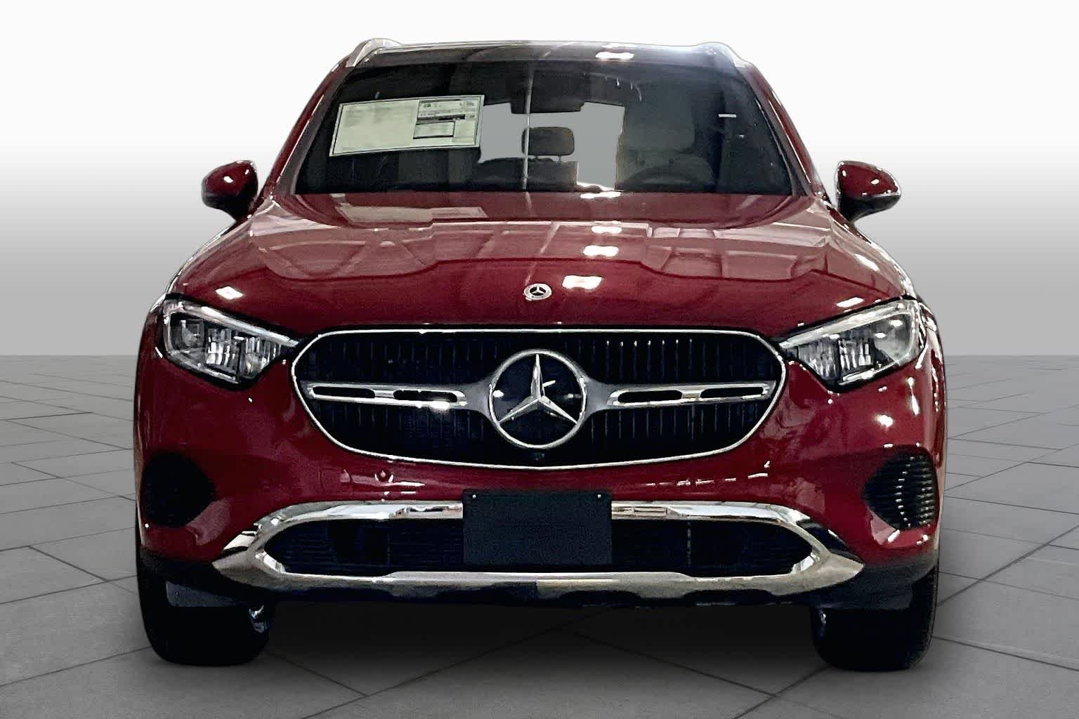 Used 2026 MANUFAKTUR Patagonia Red Metallic Mercedes-Benz GLC 300 image 3