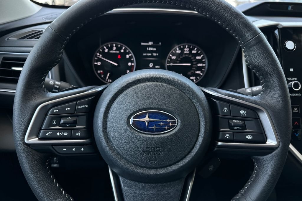 New 2026 CRYSTAL WHITE PEARL Subaru Limited 7-Passenger image 31