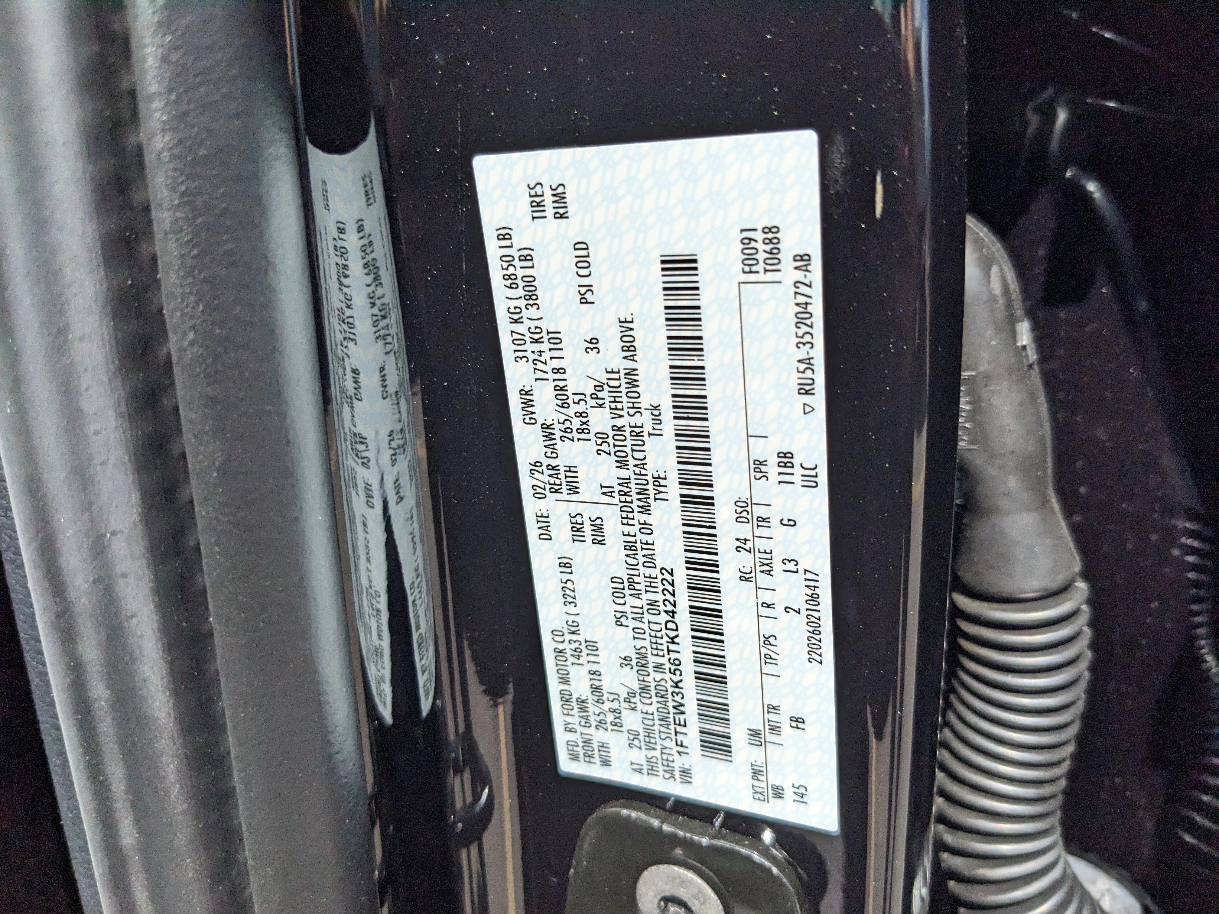 New 2026 Agate Black Metallic Ford XLT image 31