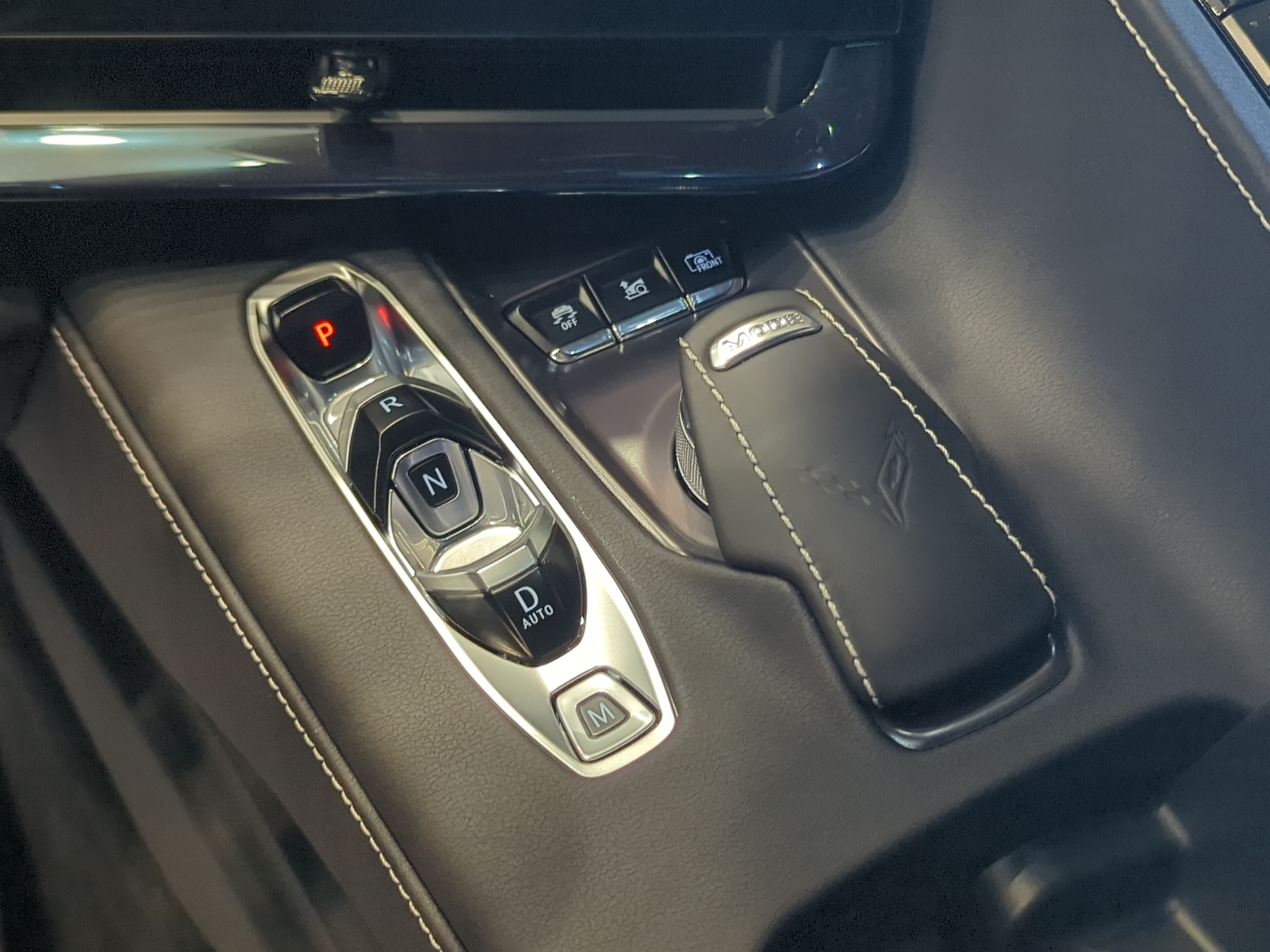 2025 Chevrolet Corvette 2LZ - Photo 13