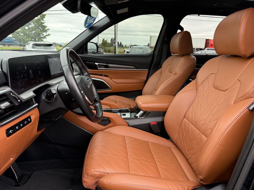 Certified Used 2025 Black Kia SX X-Line image 17